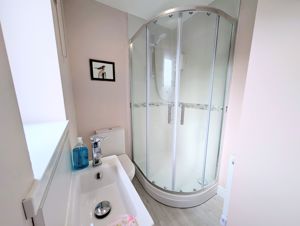 Photo 25- click for photo gallery